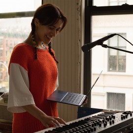 (my Yayasan) Apple 13-inch MacBook Air, M2 chip with 8-core CPU and 8-core GPU, 16GB, 256GB - Space Grey